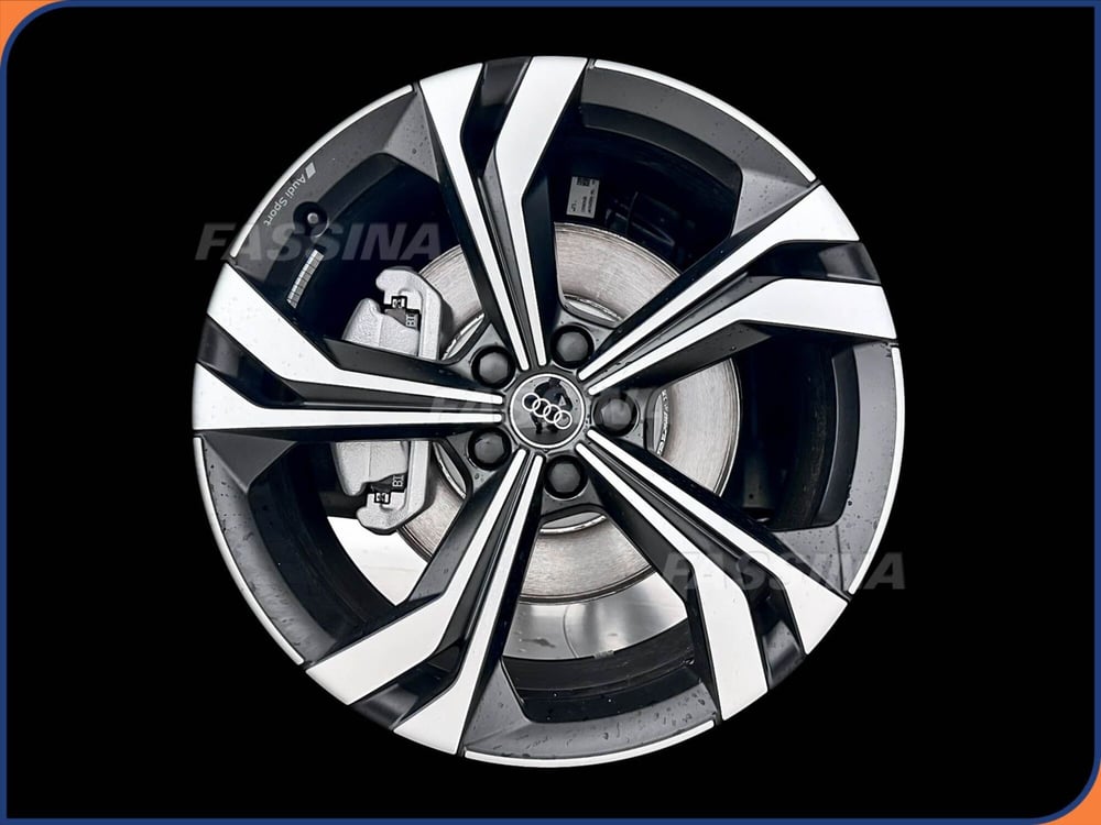 Audi Q3 Sportback nuova a Milano (7)