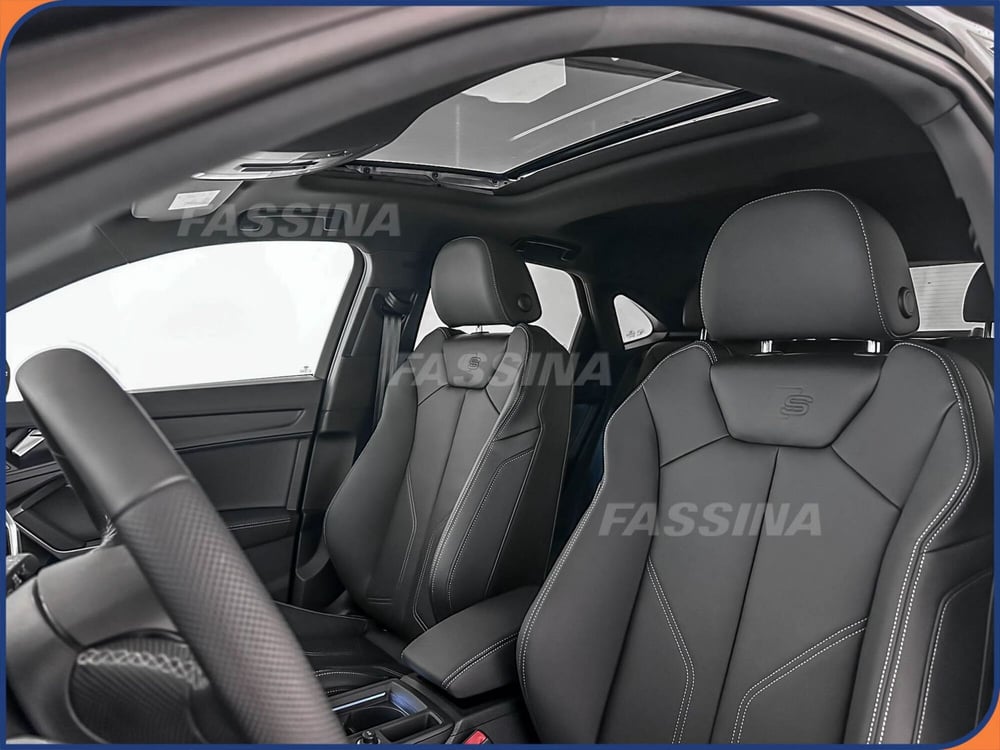 Audi Q3 Sportback nuova a Milano (8)