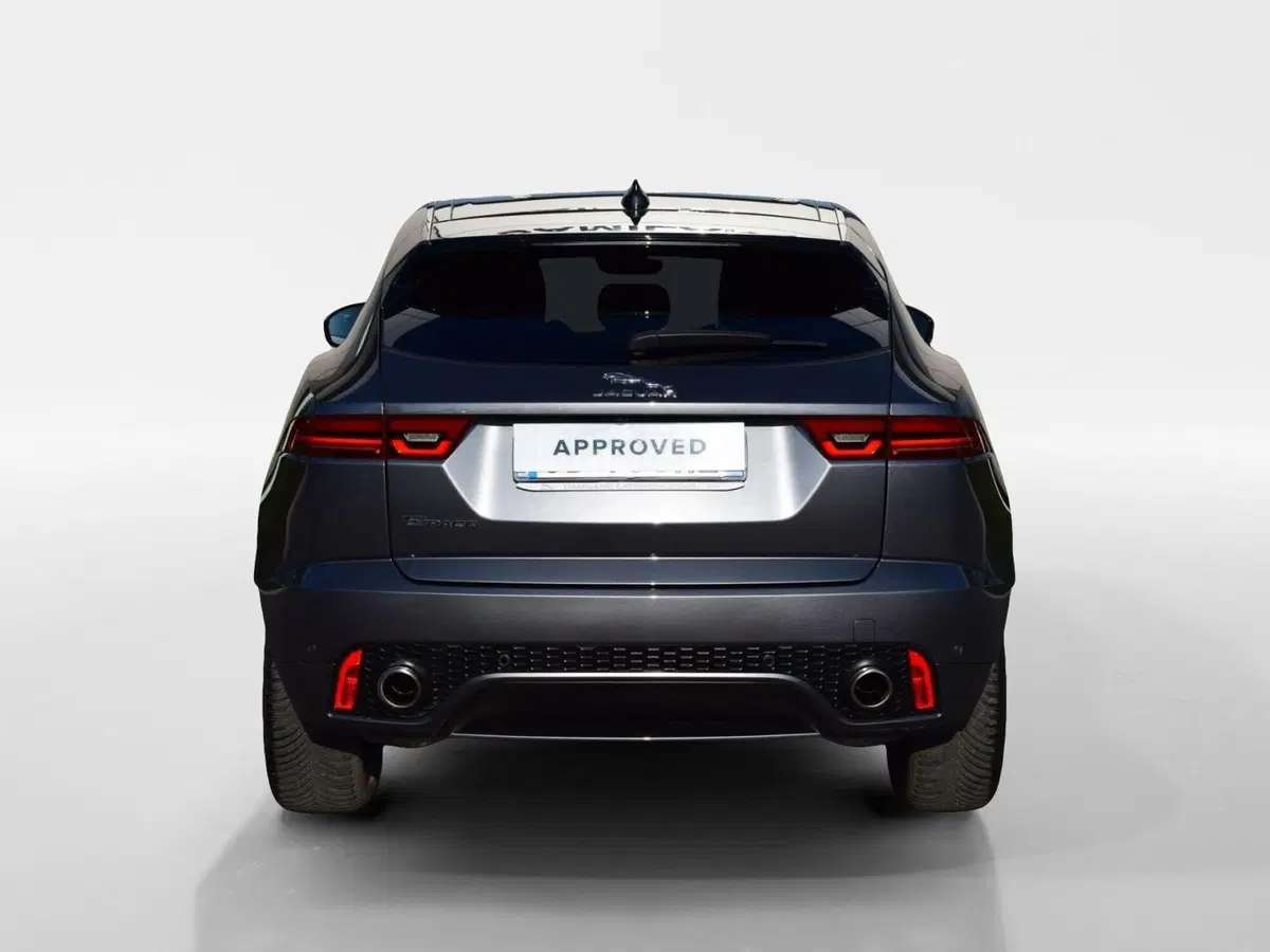 Jaguar E-Pace usata a Cuneo (7)