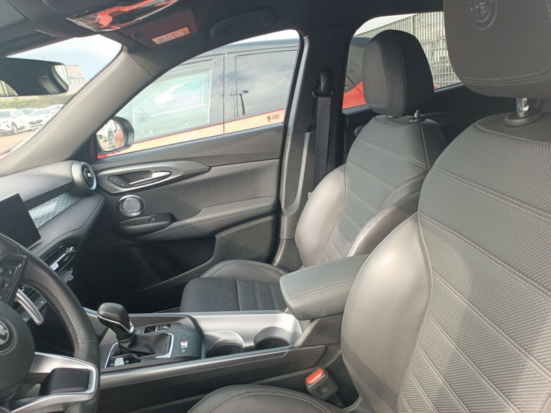 Alfa Romeo Tonale usata a Latina (8)