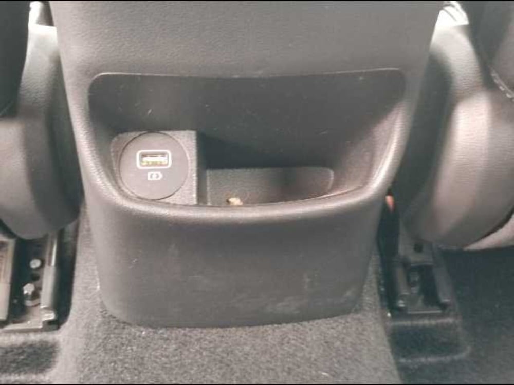 Hyundai Kona usata a Roma (12)