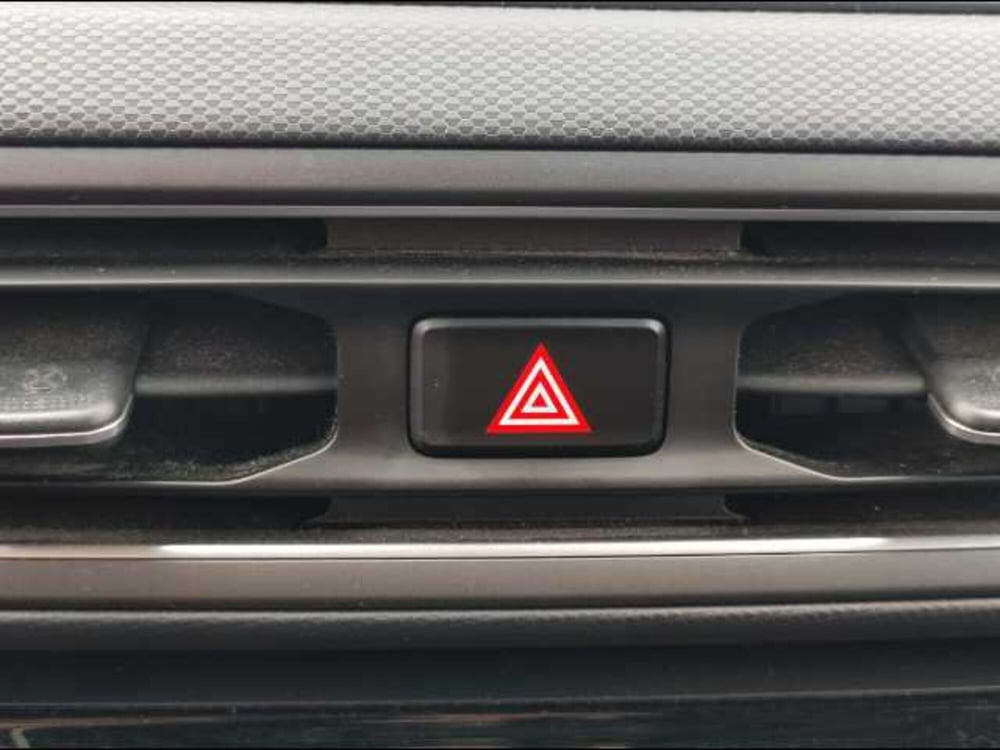Hyundai Kona usata a Roma (18)