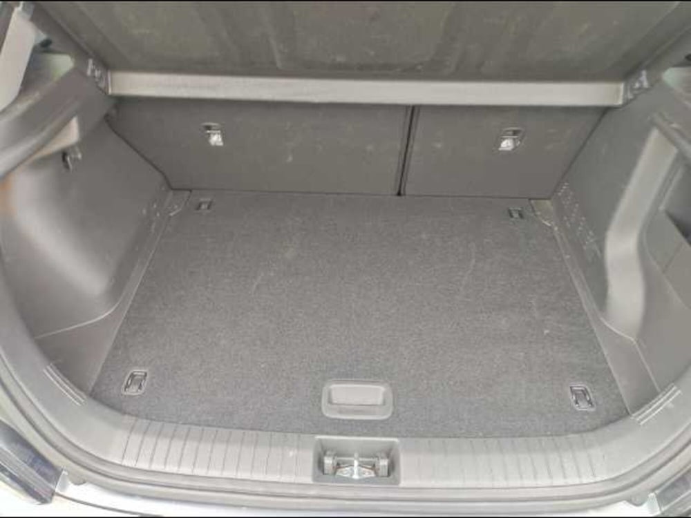 Hyundai Kona usata a Roma (8)