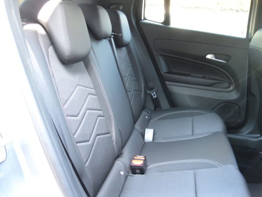 Jeep Avenger nuova a Monza e Brianza (10)