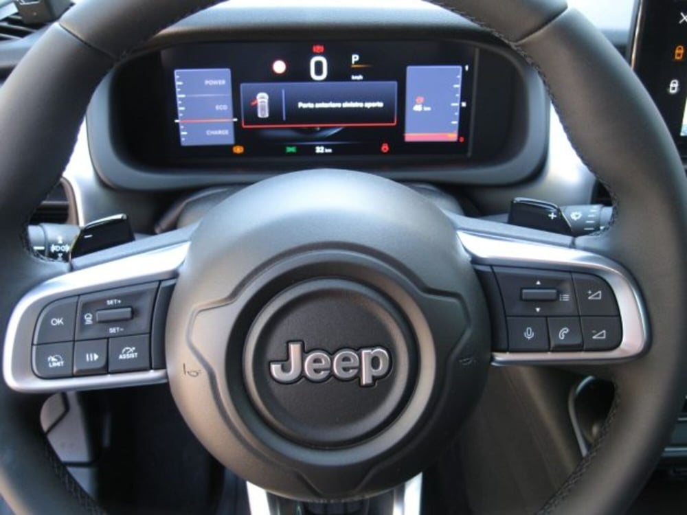 Jeep Avenger nuova a Monza e Brianza (17)