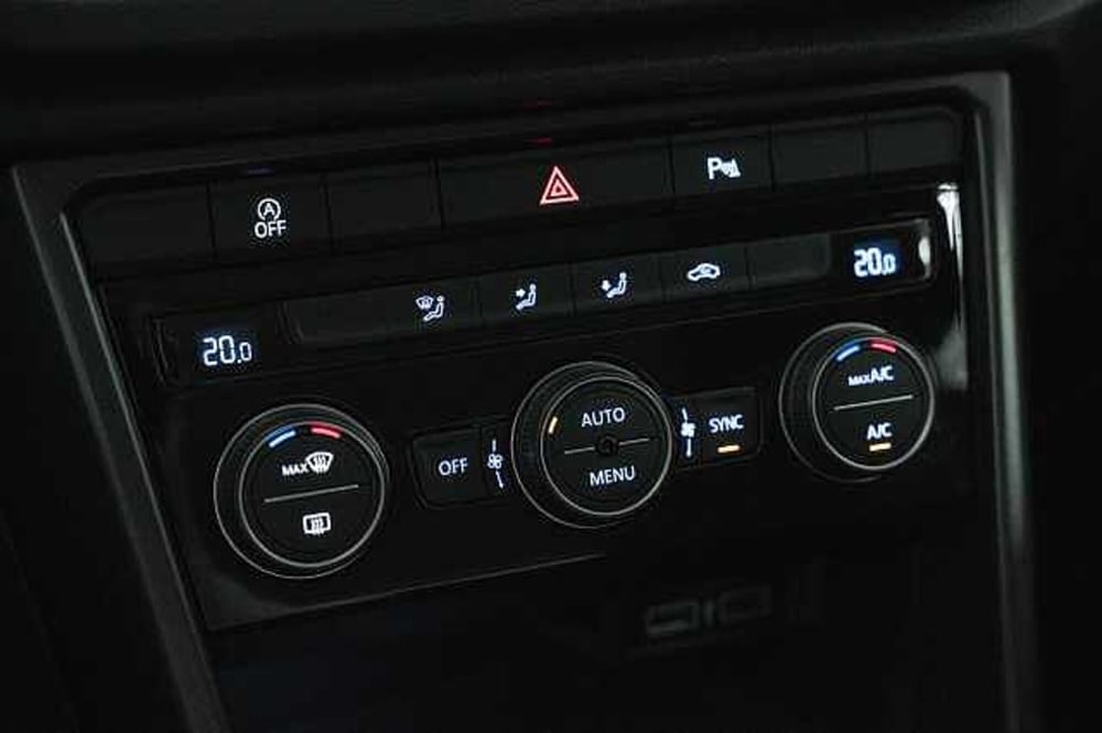 Volkswagen T-Roc usata a Como (19)