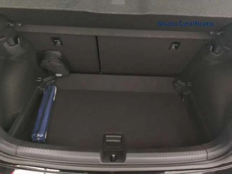Volkswagen Polo nuova a Avellino (8)