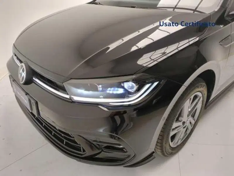 Volkswagen Polo nuova a Avellino (9)