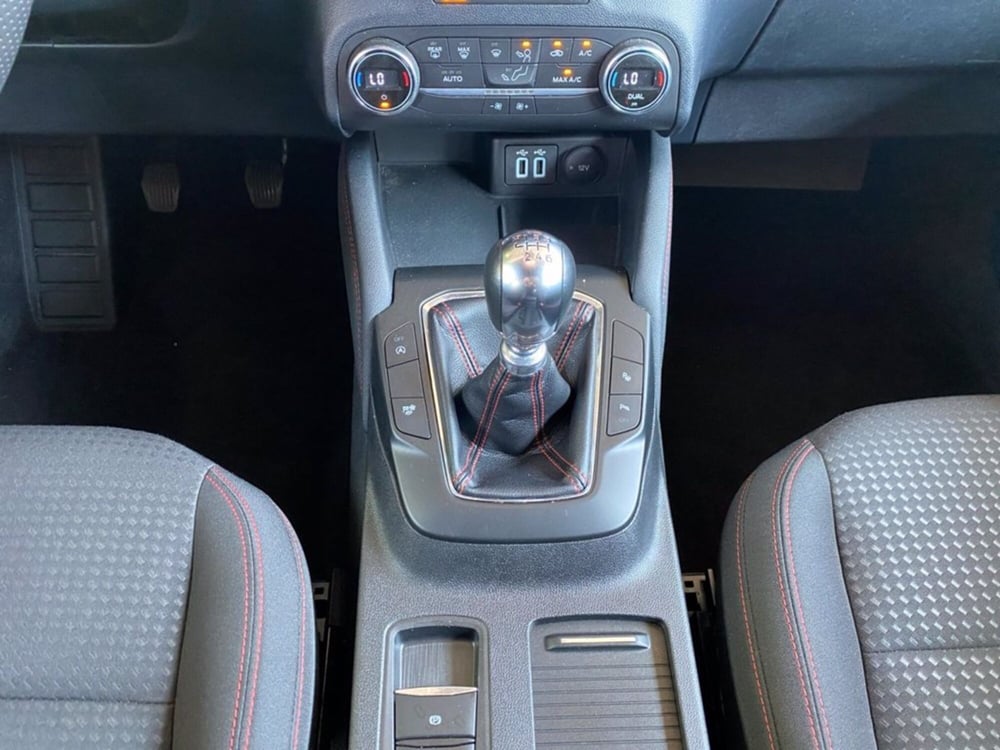 Ford Kuga usata a Milano (15)