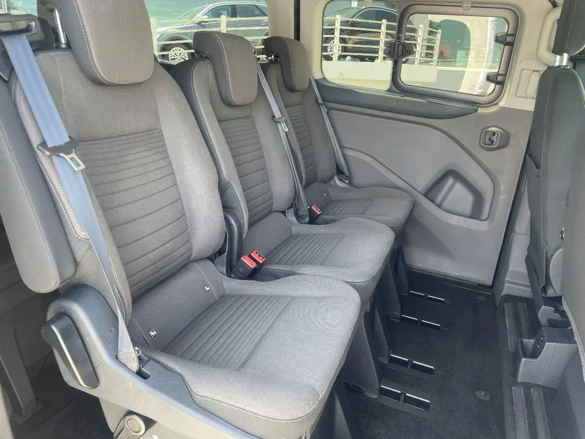 Ford E-Transit Custom Furgone usata a Lecce (18)