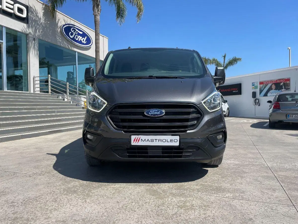Ford Transit Custom Furgone usata a Lecce (6)