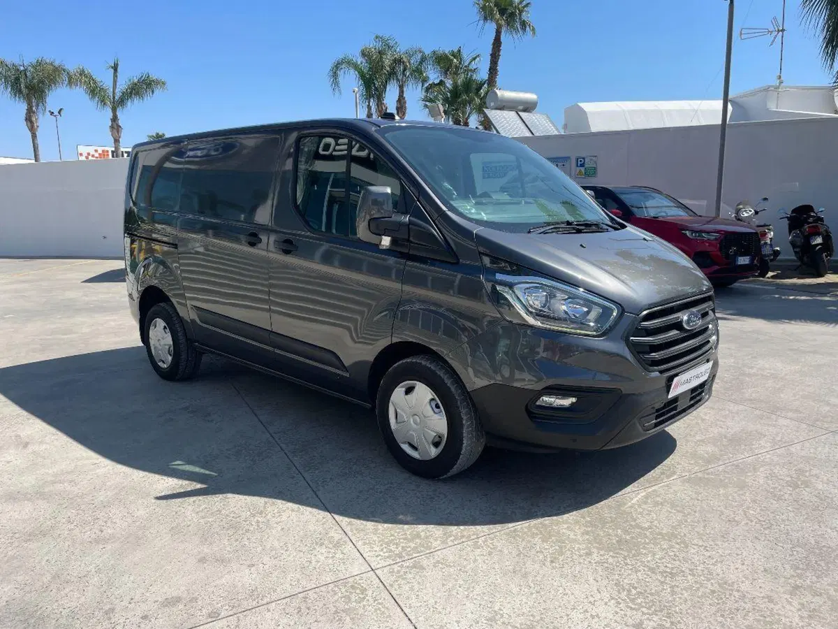Ford Transit Custom Furgone usata a Lecce (7)