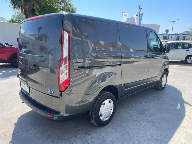 Ford Transit Custom Furgone usata a Lecce (10)