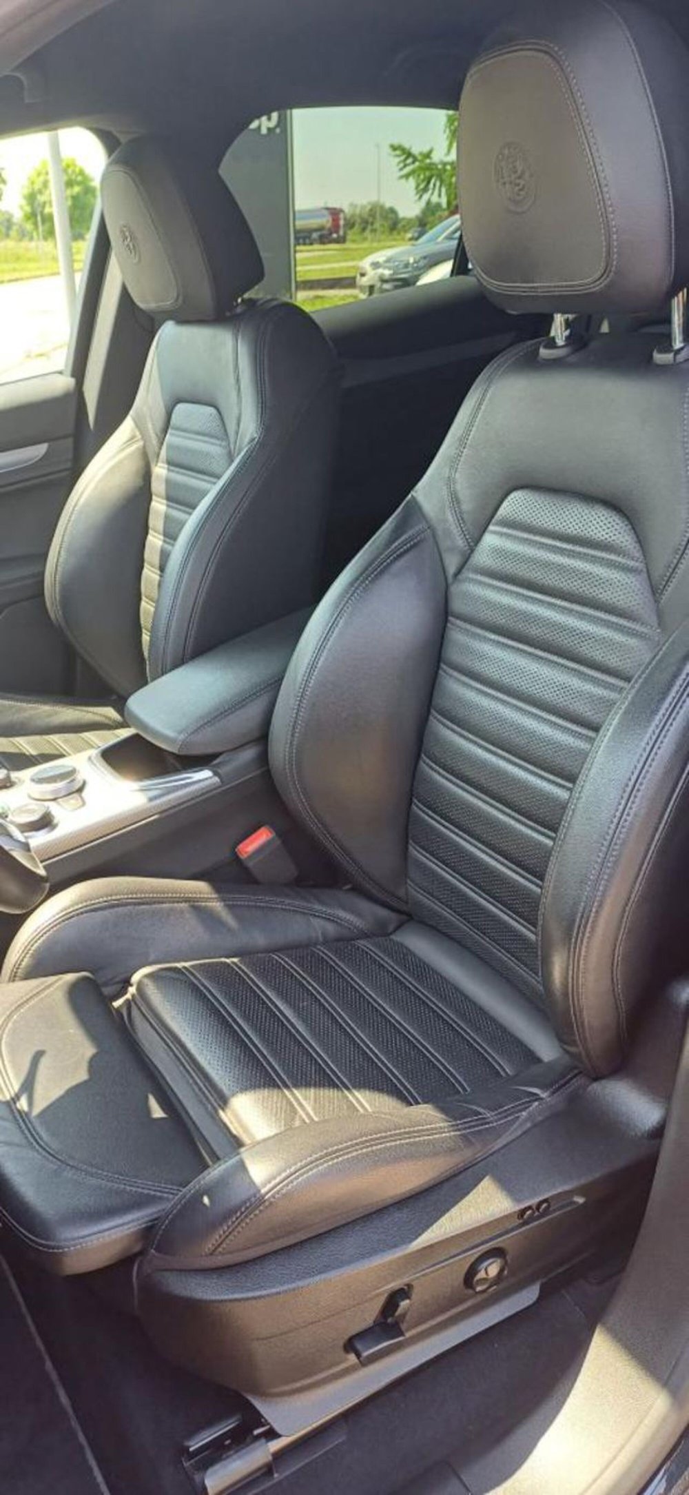 Alfa Romeo Stelvio usata a Padova (10)