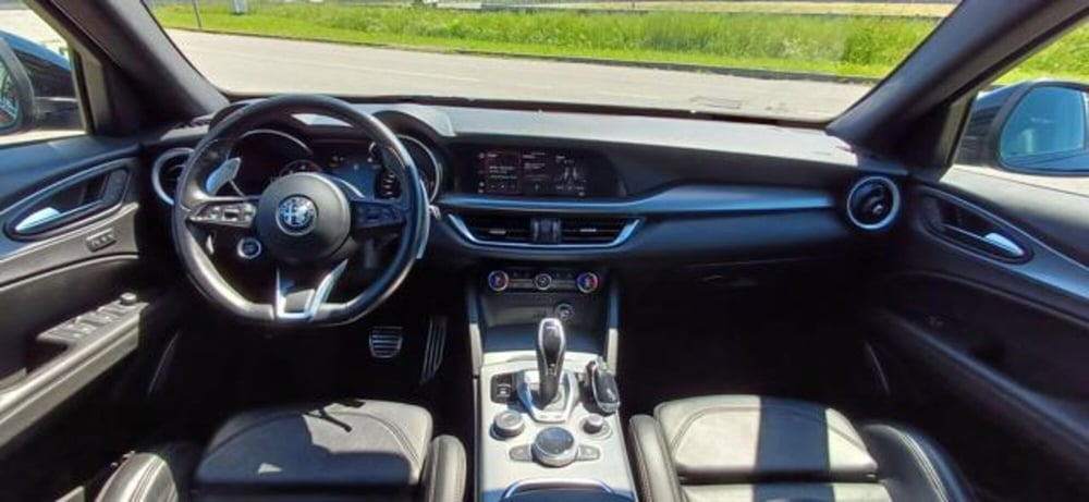 Alfa Romeo Stelvio usata a Padova (12)