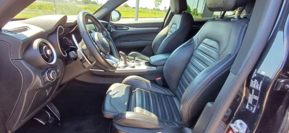 Alfa Romeo Stelvio usata a Padova (9)