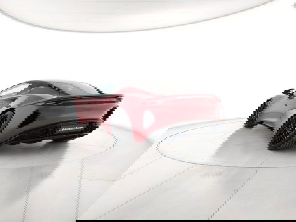 Lotus Emira nuova a Modena (3)