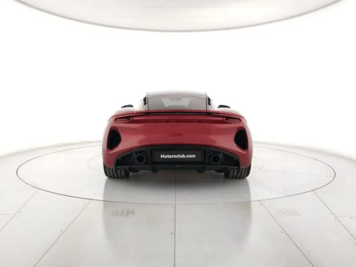Lotus Emira nuova a Modena (4)