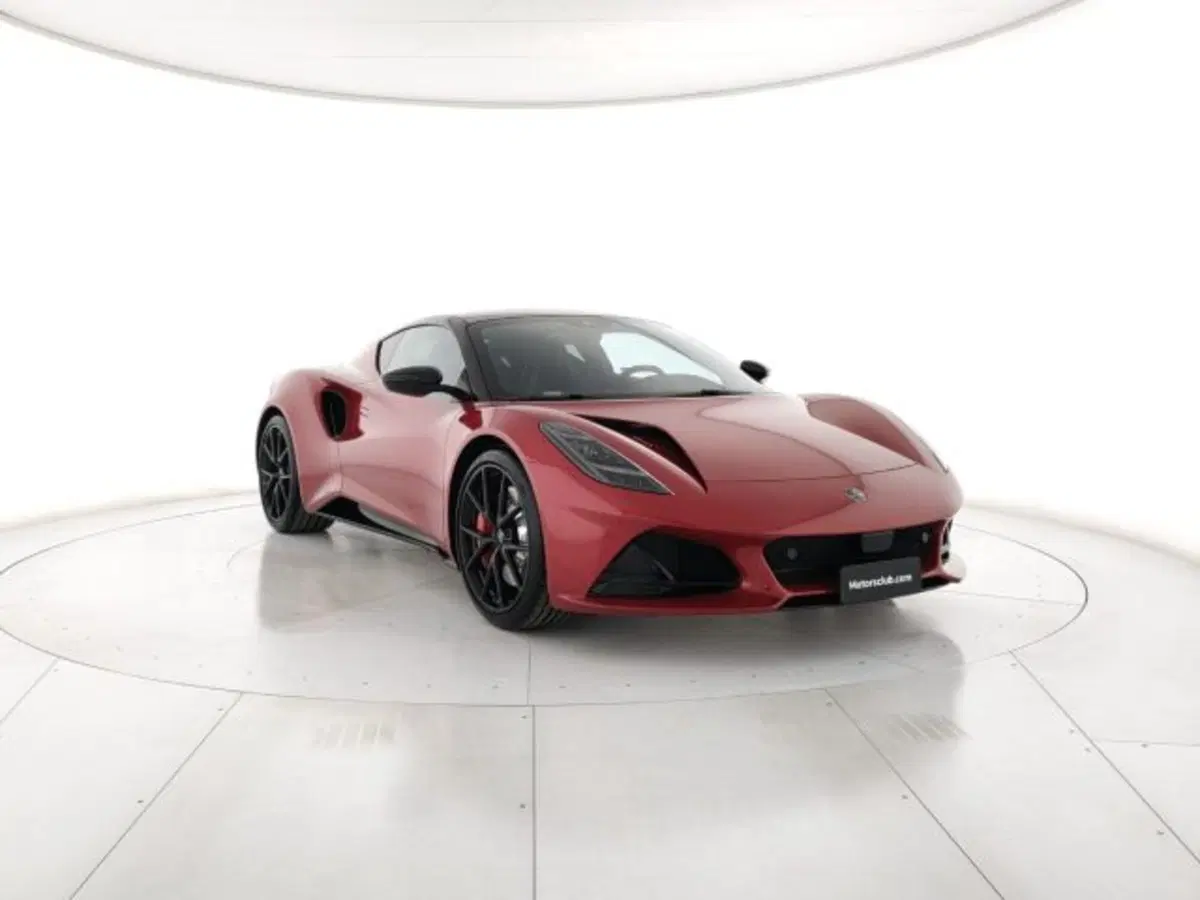 Lotus Emira nuova a Modena (7)