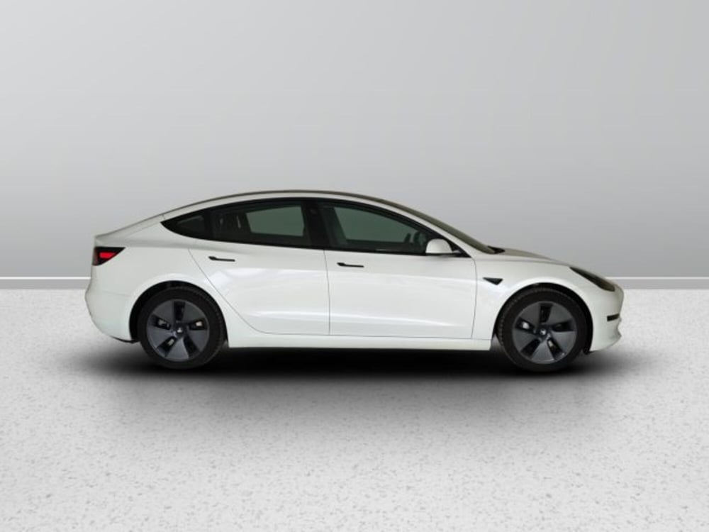 Tesla Model 3 usata a Teramo (7)