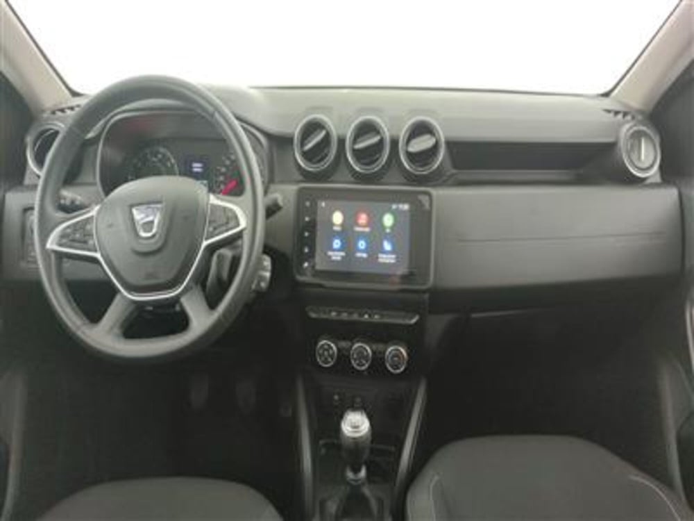 Dacia Duster usata a Bari (13)