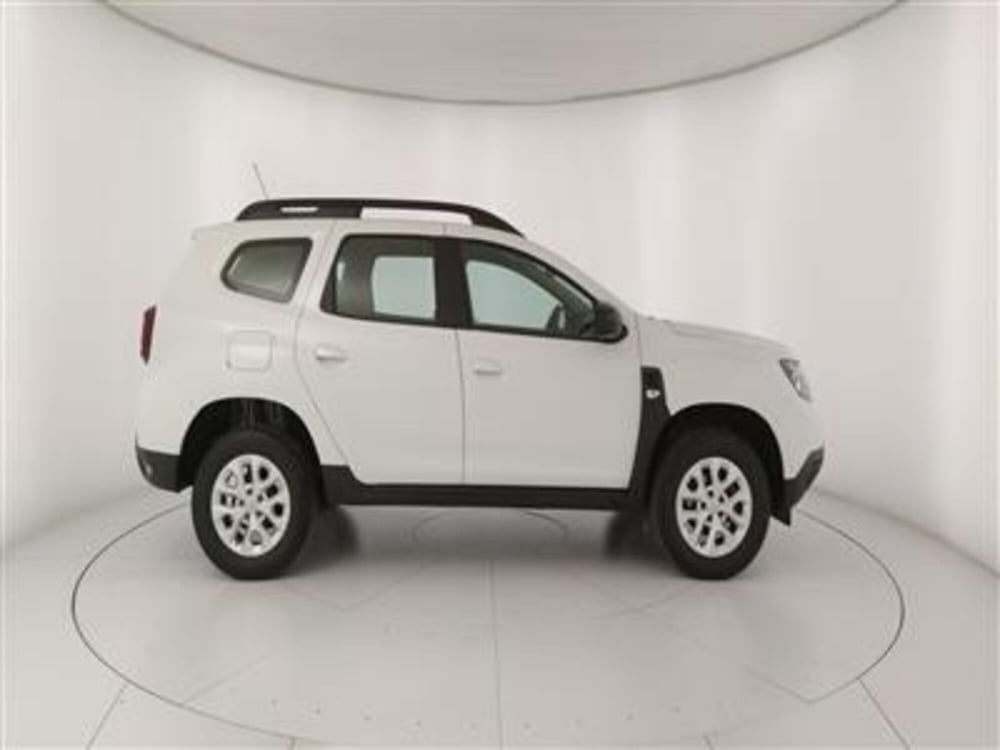 Dacia Duster usata a Bari (9)