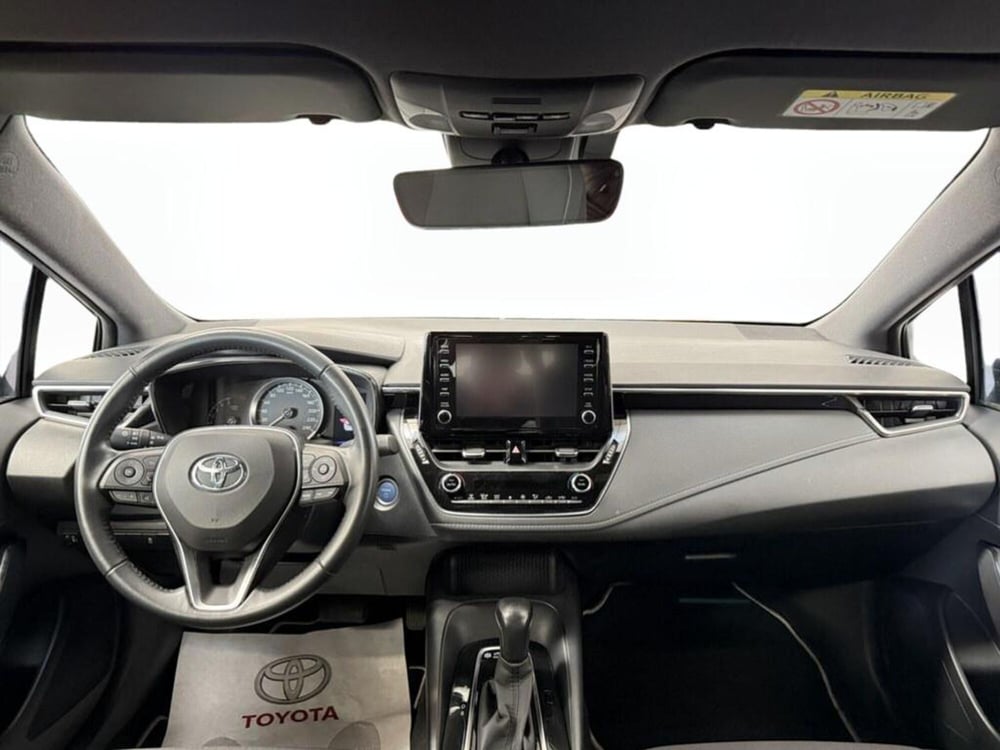 Toyota Corolla Touring Sports usata a Monza e Brianza (9)