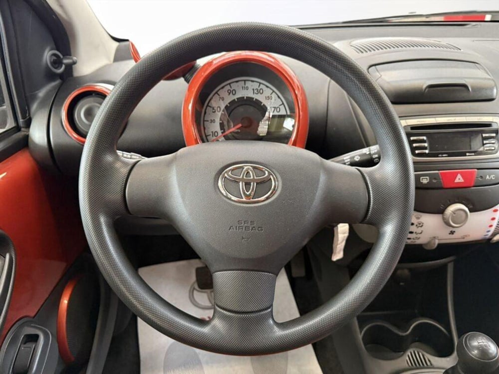 Toyota Aygo usata a Monza e Brianza (7)