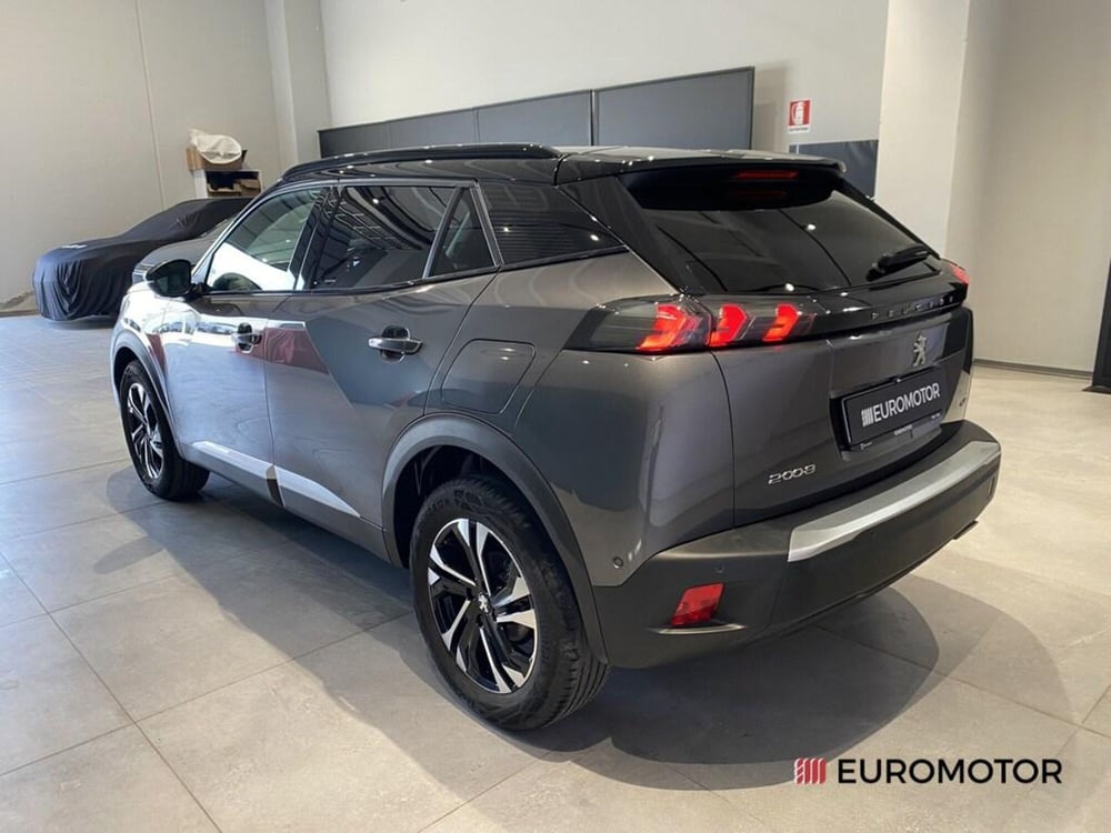 Peugeot 2008 usata a Bari (10)