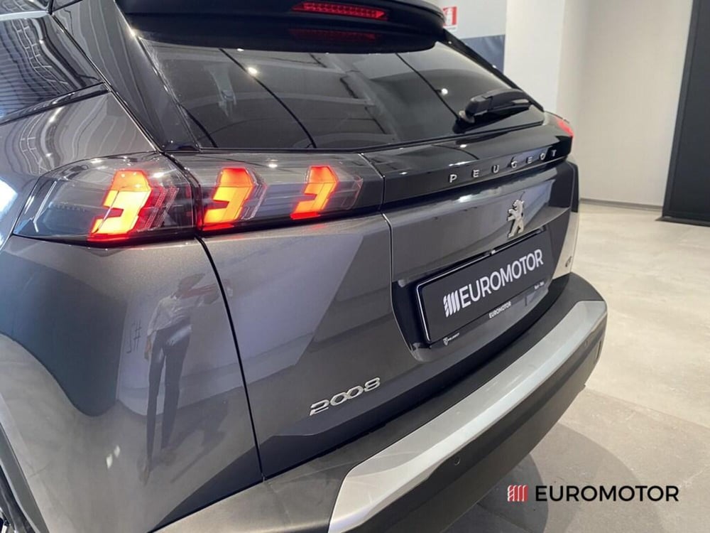 Peugeot 2008 usata a Bari (11)