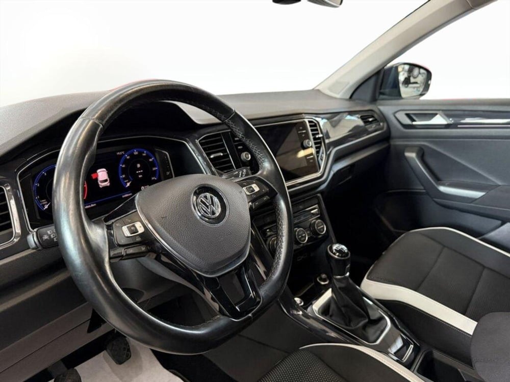 Volkswagen T-Roc usata a Monza e Brianza (11)
