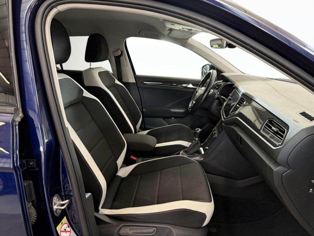 Volkswagen T-Roc usata a Monza e Brianza (9)