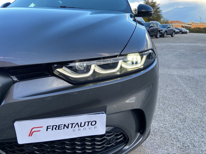 Alfa Romeo Tonale usata a Chieti (9)