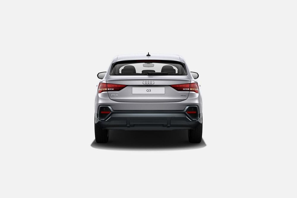 Audi Q3 Sportback nuova a Chieti (2)