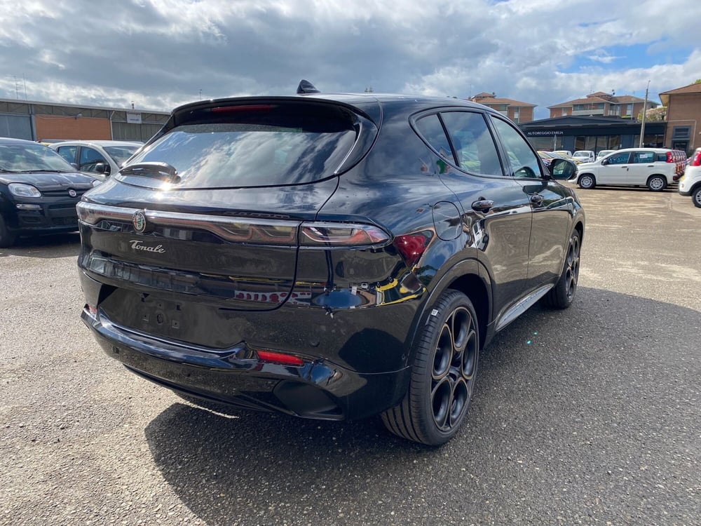 Alfa Romeo Tonale nuova a Reggio Emilia (5)