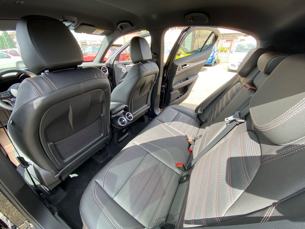 Alfa Romeo Stelvio nuova a Reggio Emilia (11)