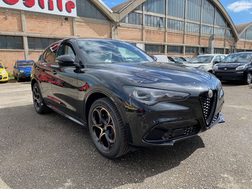 Alfa Romeo Stelvio nuova a Reggio Emilia (2)