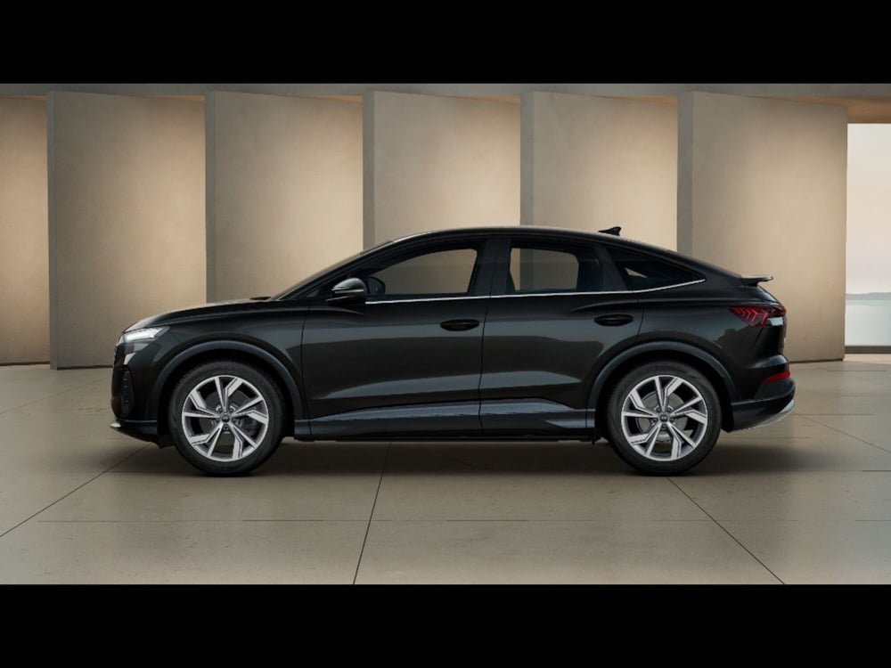Audi Q4 Sportback nuova a Livorno (2)