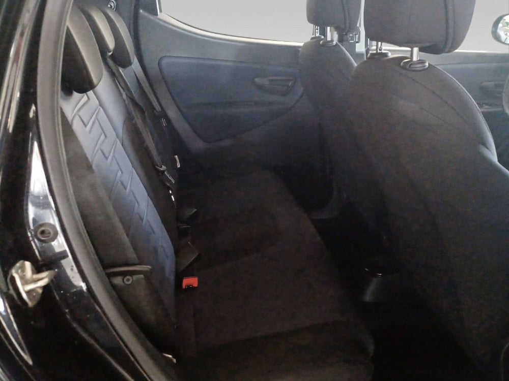 Lancia Ypsilon usata a Siena (17)
