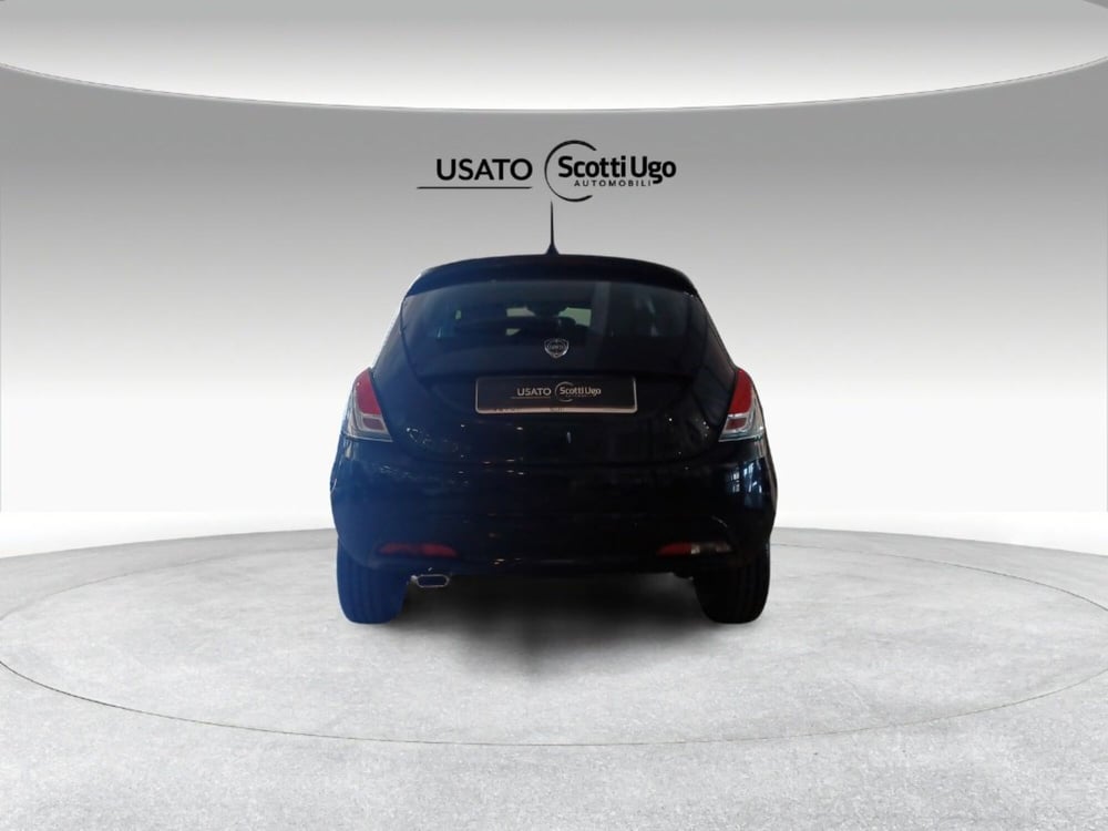 Lancia Ypsilon usata a Siena (7)