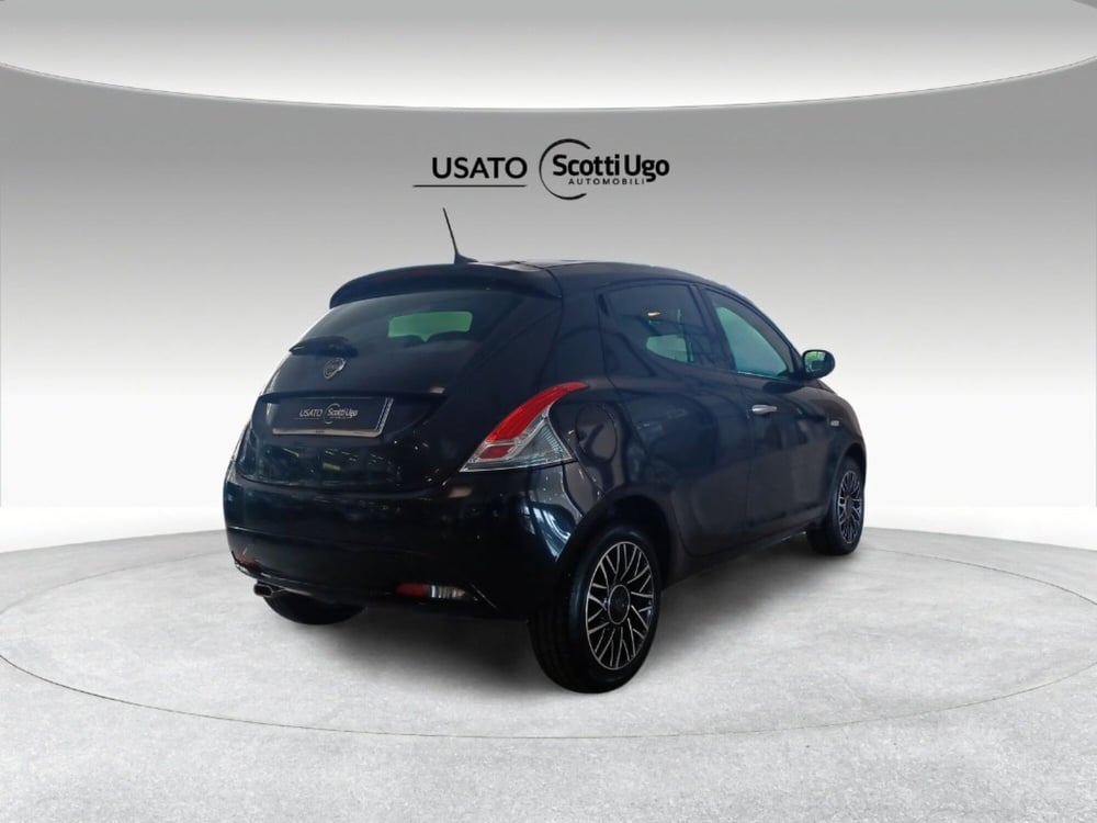 Lancia Ypsilon usata a Siena (8)