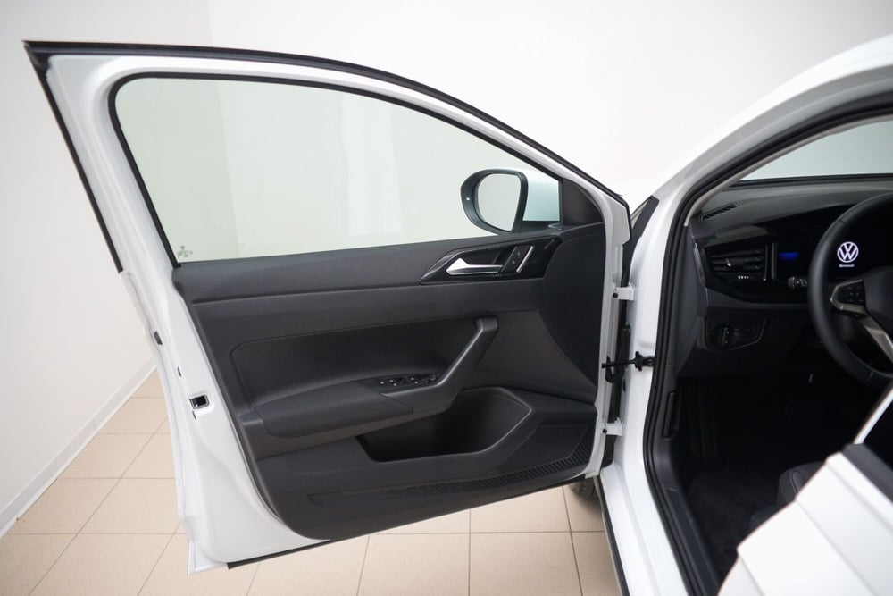 Volkswagen Taigo usata a Perugia (14)