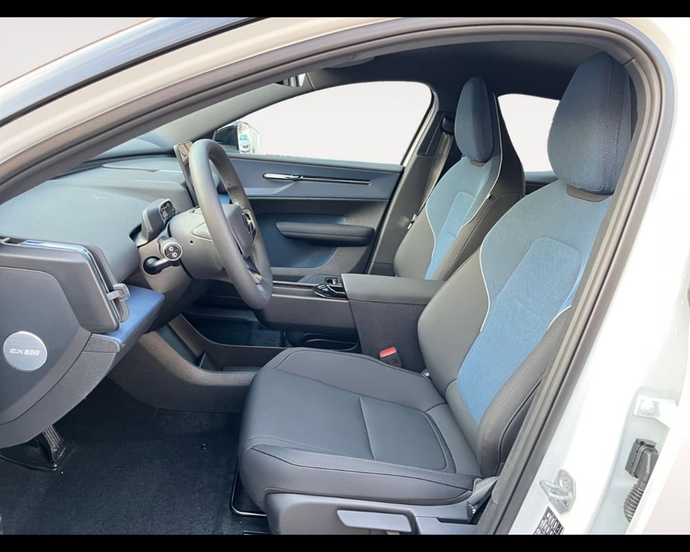 Volvo EX30 nuova a Ravenna (11)