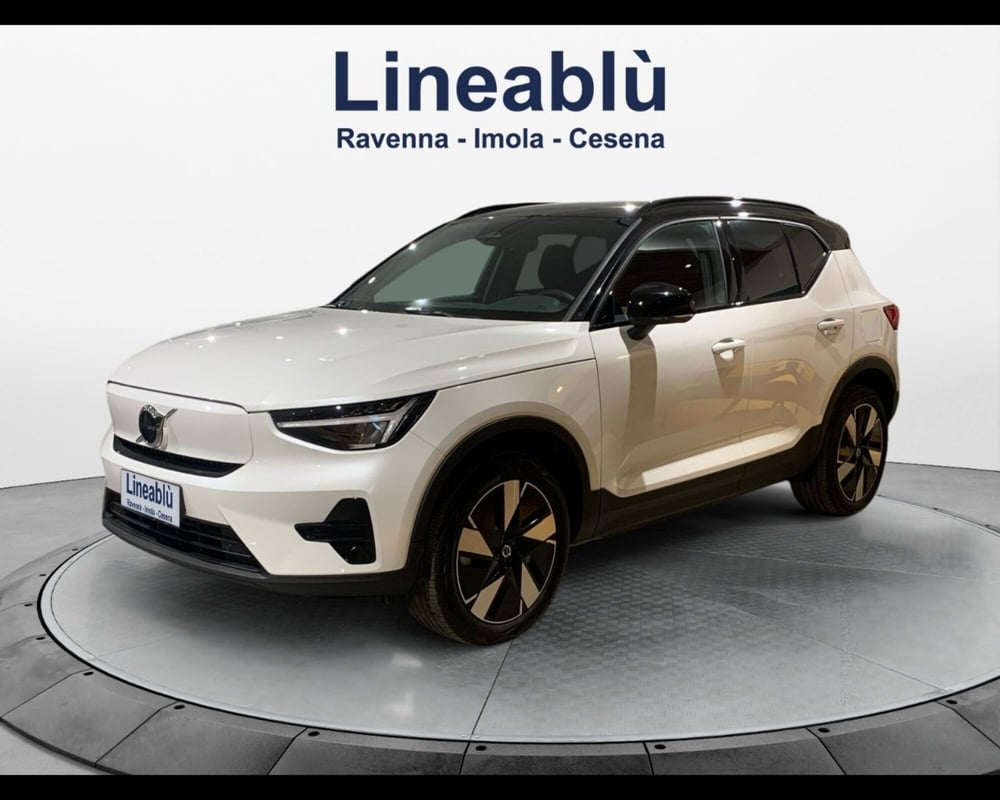 Volvo XC40 nuova a Ravenna