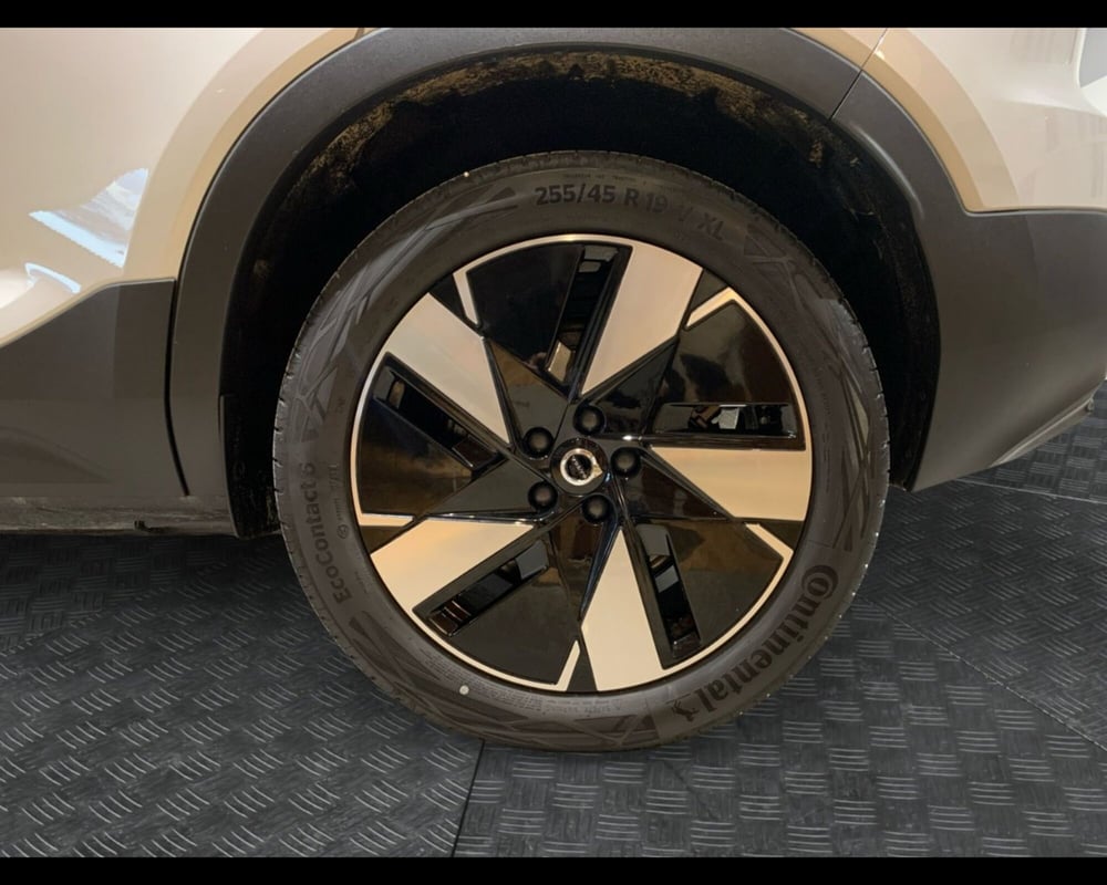 Volvo XC40 nuova a Ravenna (11)