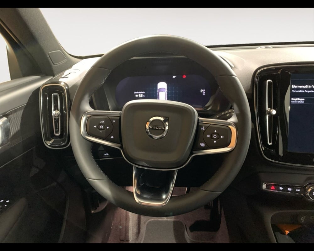 Volvo XC40 nuova a Ravenna (14)