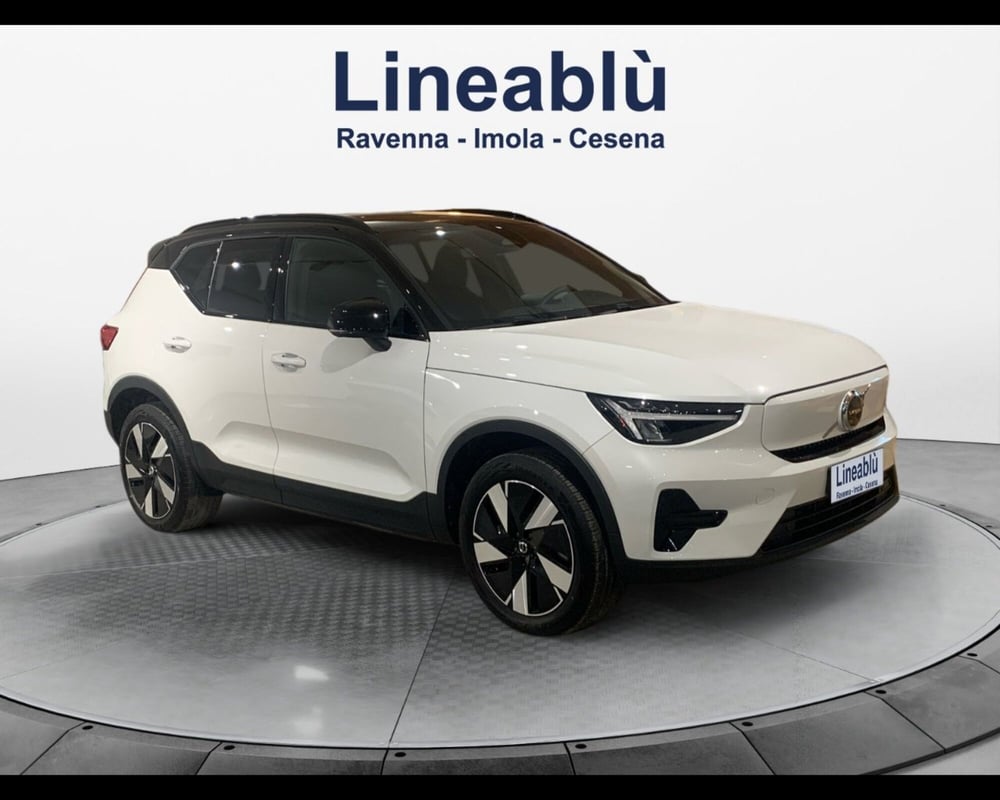 Volvo XC40 nuova a Ravenna (6)