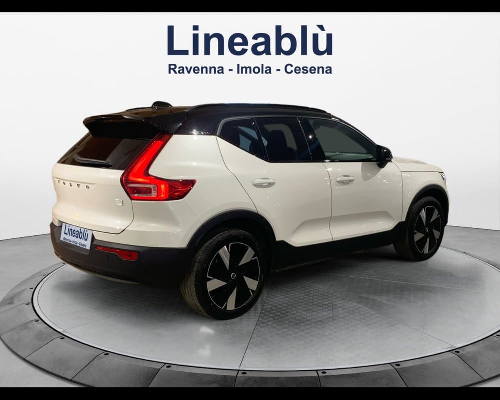 Volvo XC40 nuova a Ravenna (8)