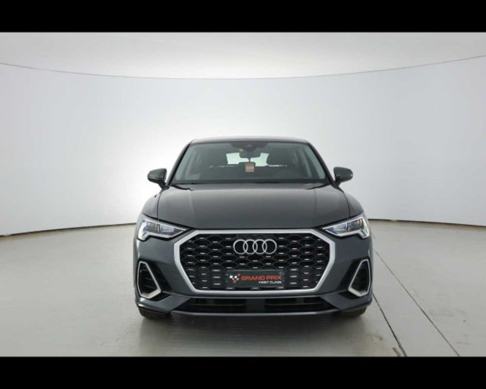 Audi Q3 Sportback usata a Bologna (2)