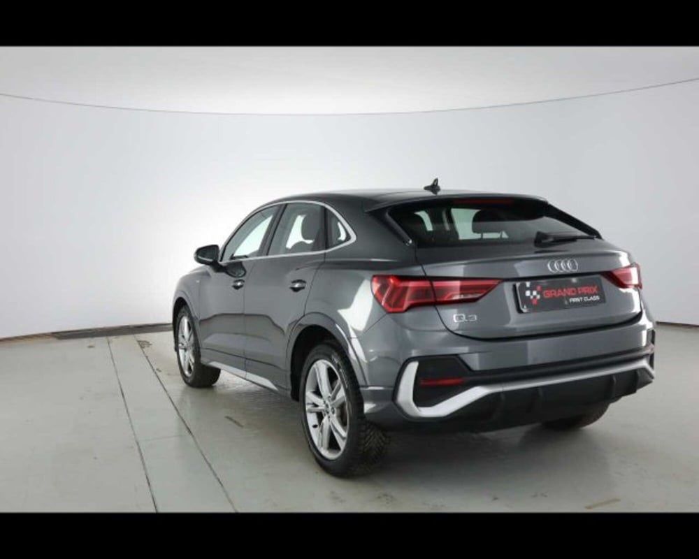 Audi Q3 Sportback usata a Bologna (7)